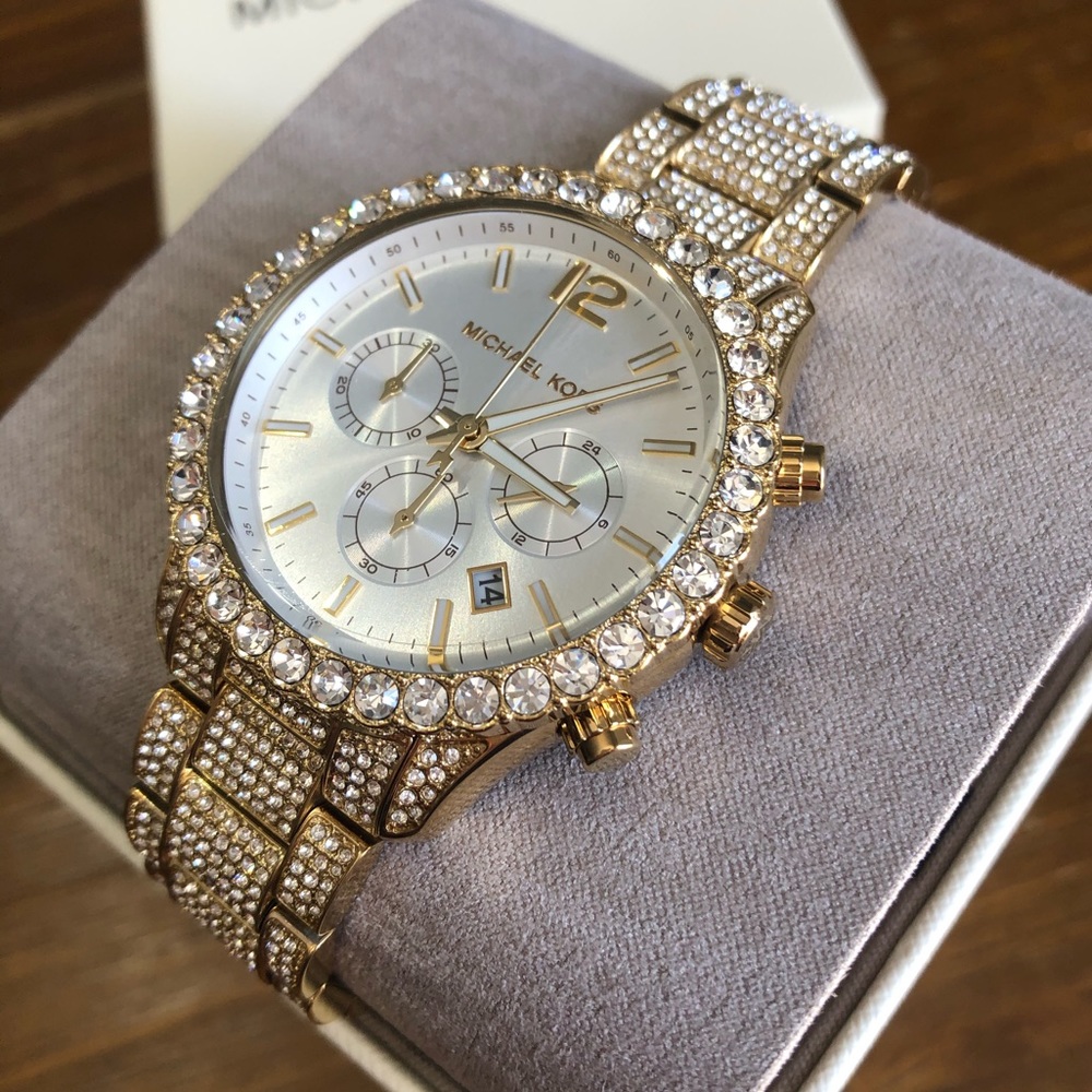 Michael kors luxury women’s watch gold tone